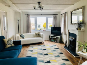 Fresh 4 Bed Coastal Home nr Padstow